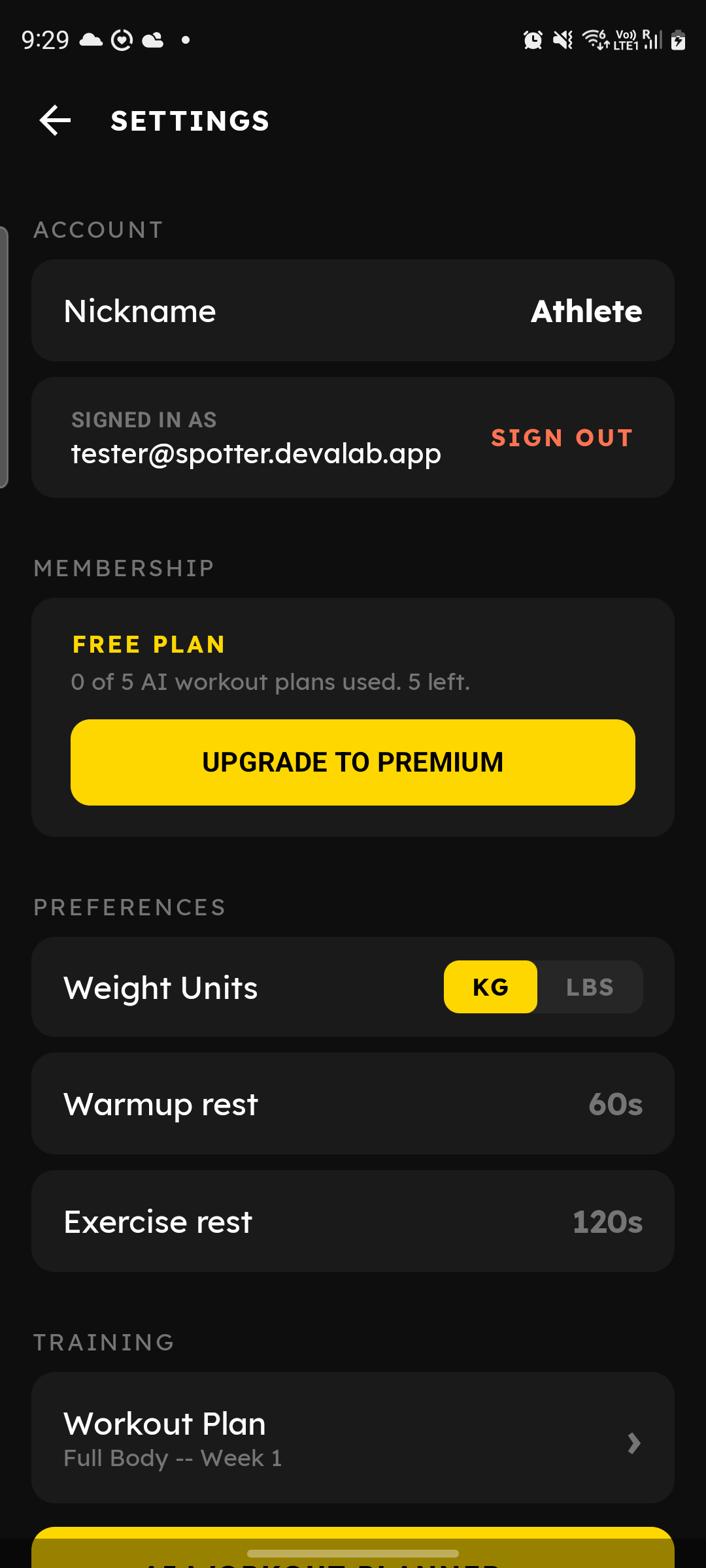 Settings showing FREE PLAN with 5 AI workout plans available